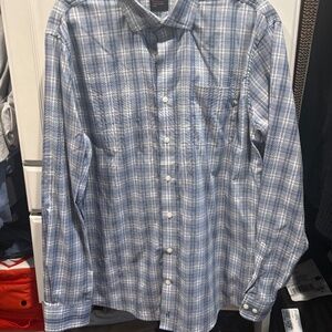 Johnnie-O Men’s button up shirt
